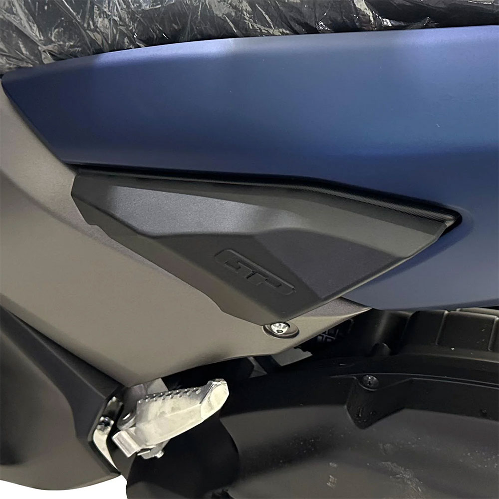 Bočne zaštite maske zadnje Yamaha N MAX 125 / 155 (21-24) GP KOMPOZIT