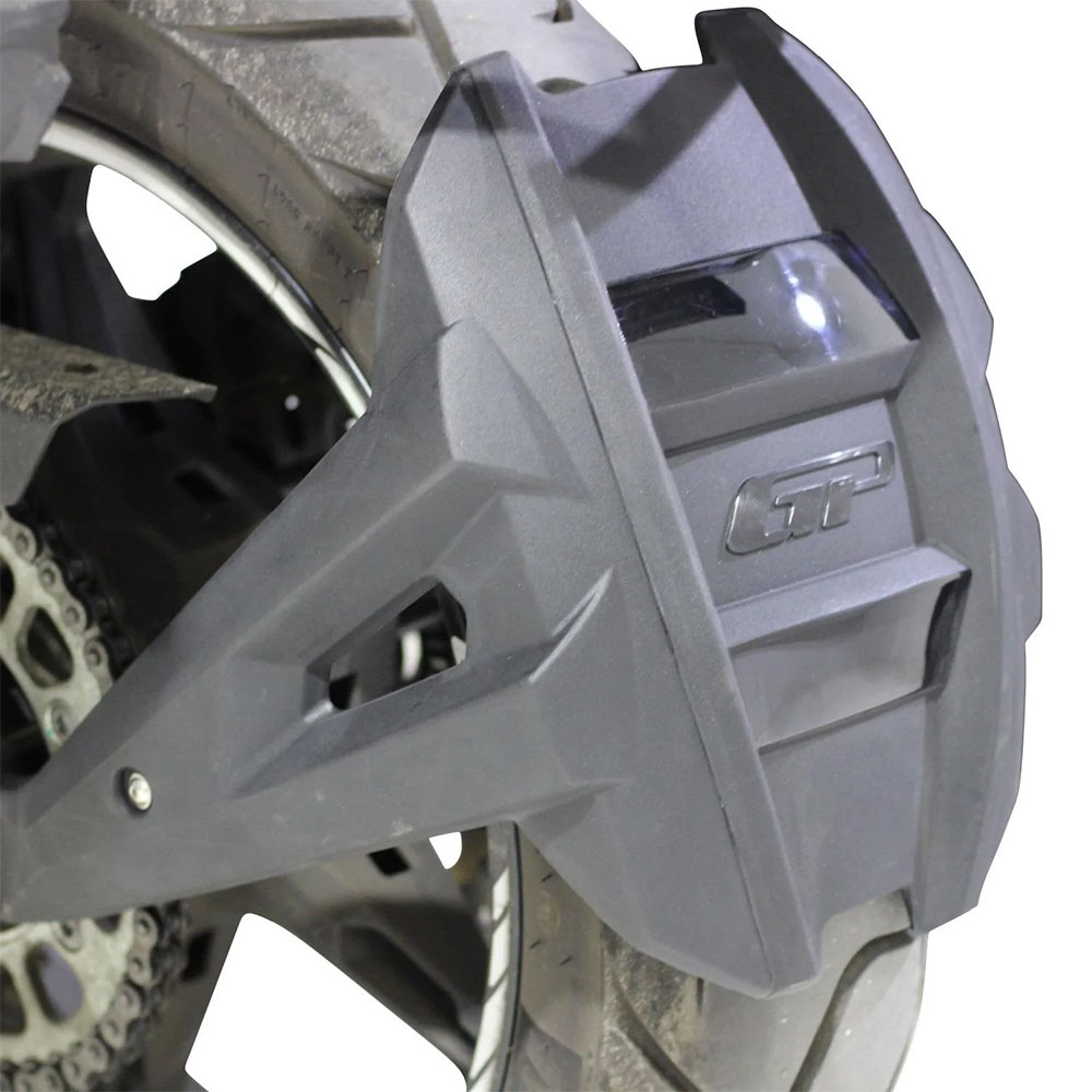 Blatobran zadnji CF MOTO 800 MT (22-23) GP KOMPOZIT