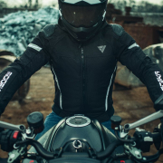 Jakna CLARKE SPORT crno bela XL MODEKA