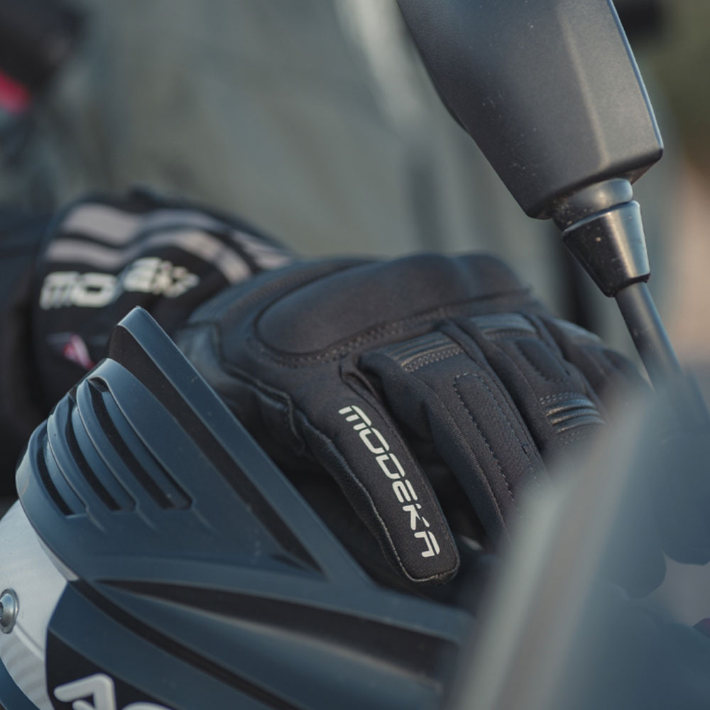 Rukavice MAKARI ženske crne DM MODEKA