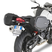 Odbojnik bisaga GIVI BMW F 800 GT (13-19) / F 800 R (09-19) TE5118