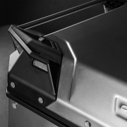 Bočni kofer GIVI TREKKER OUTBACK MONOKEY® CAM SIDE EVO SMART 48 ALU niklovani desni 48L